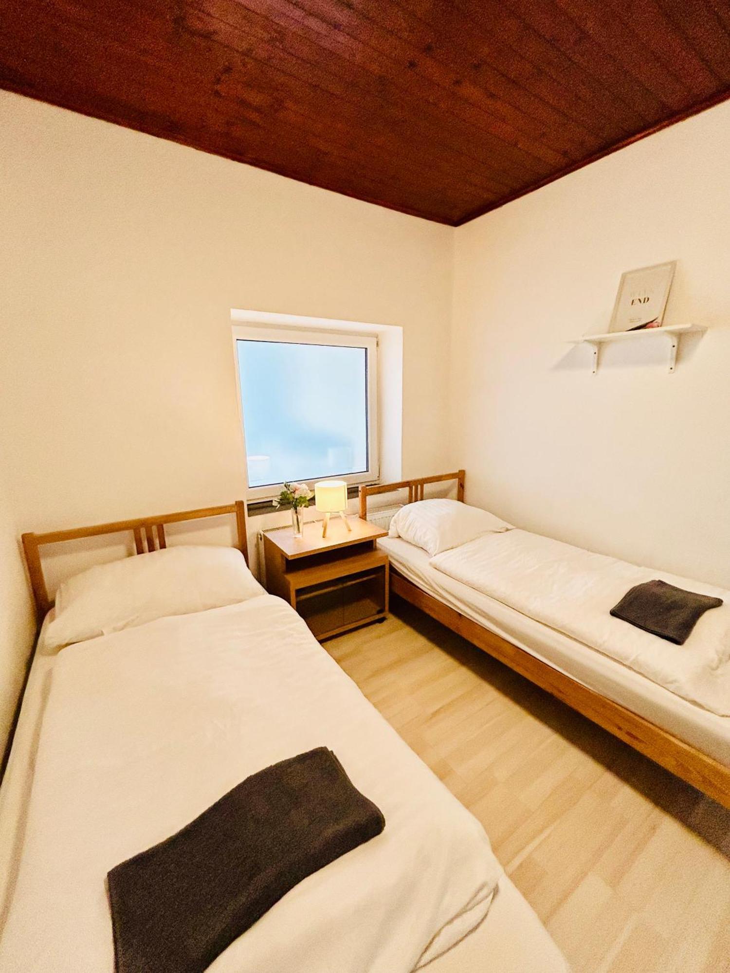 Apartment With Free Parking 5 Prague