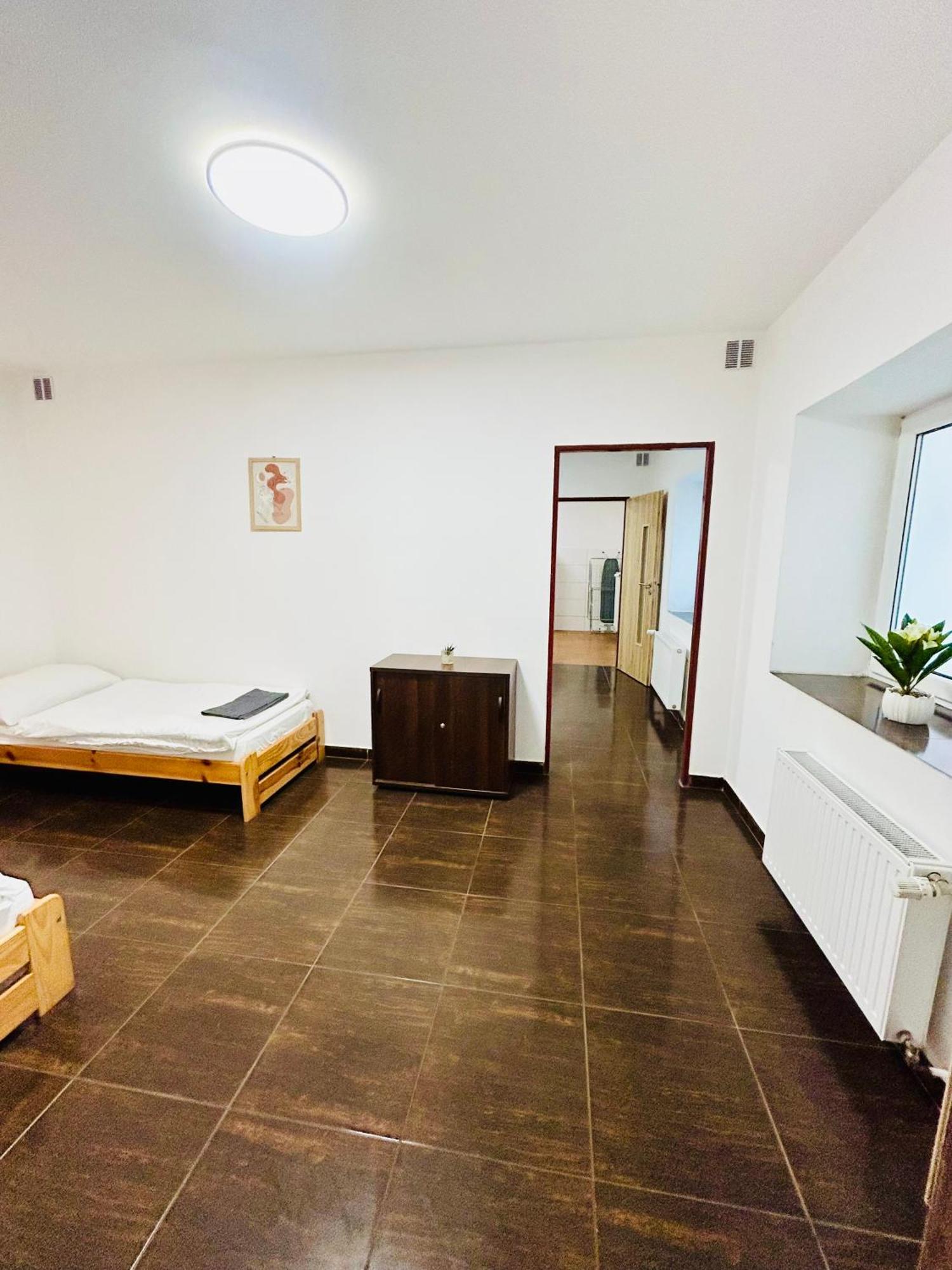 With Free Parking 5 Apartment Prague