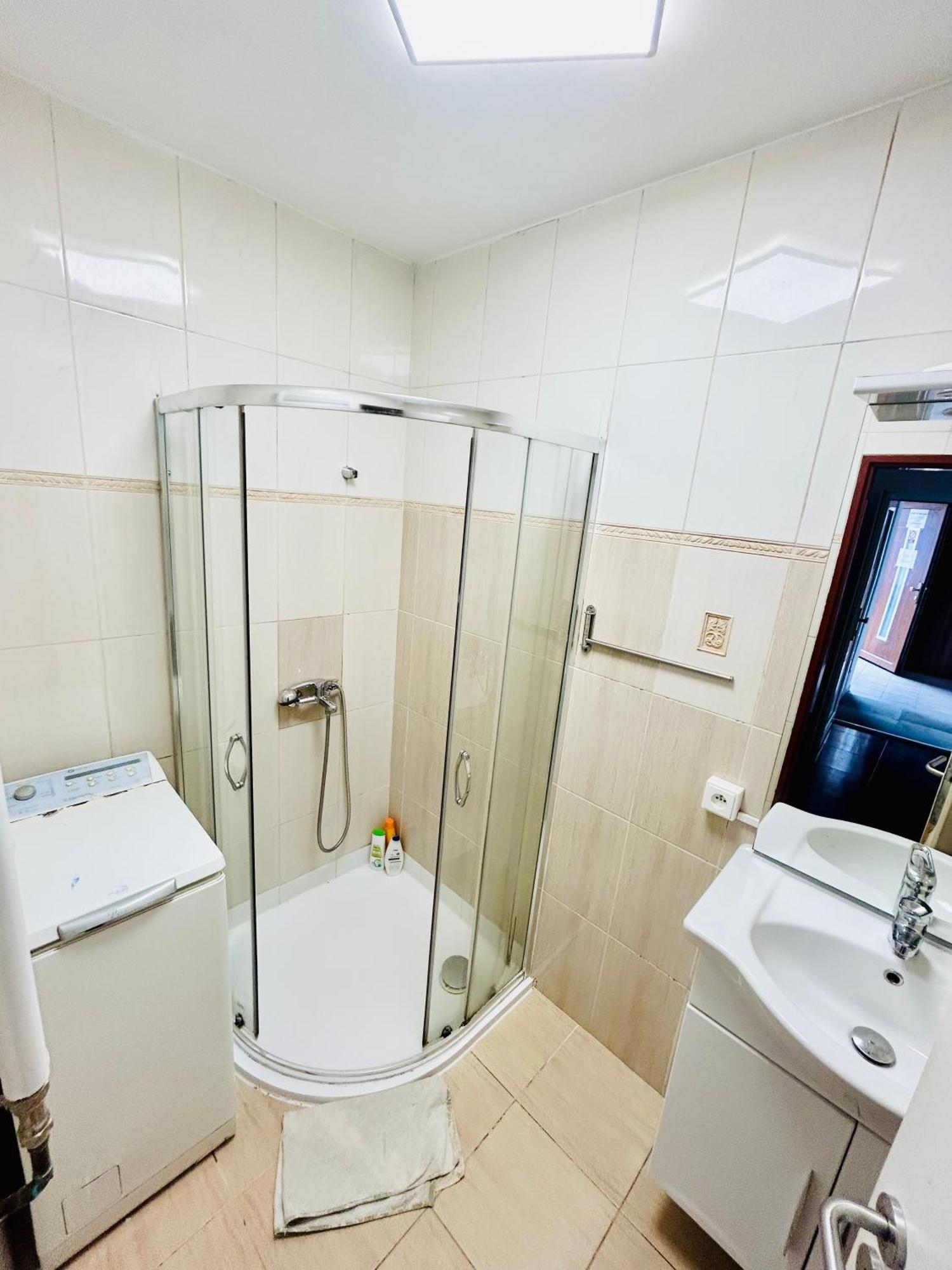 Apartment With Free Parking 5 Prague